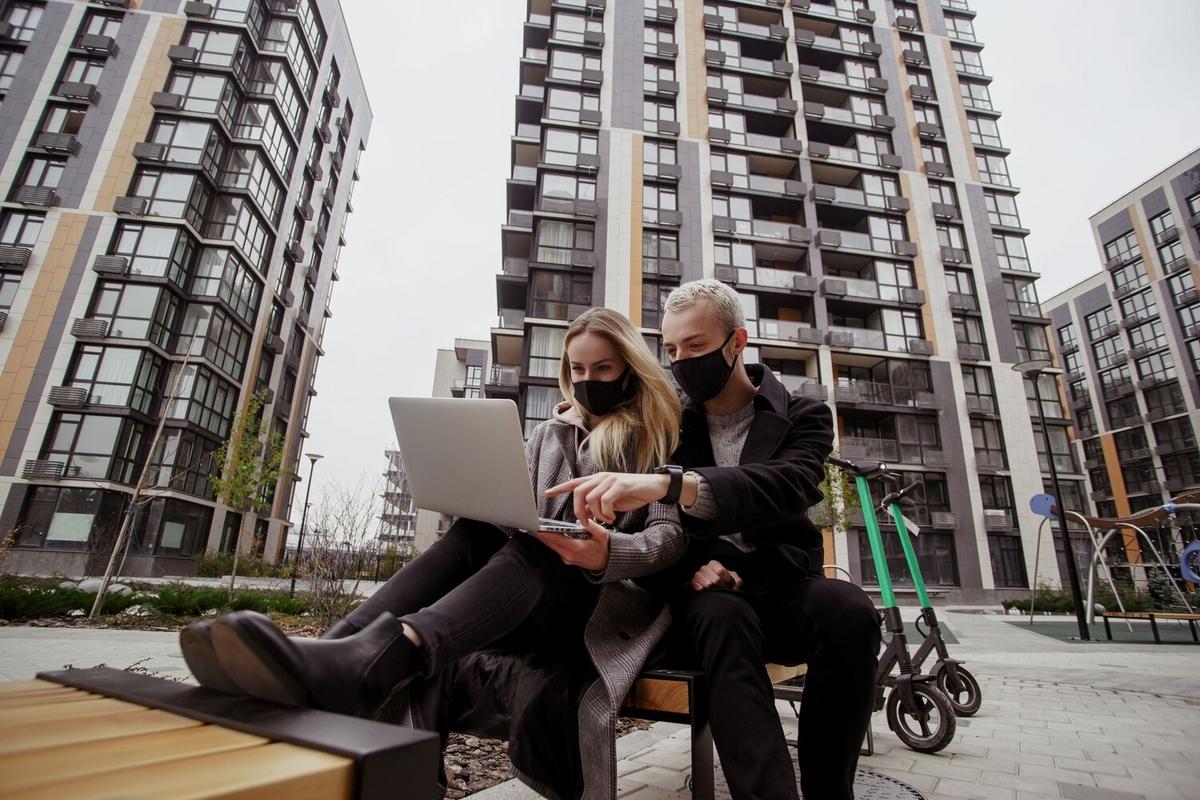 The Impact of Remote Work on Urban Real Estate